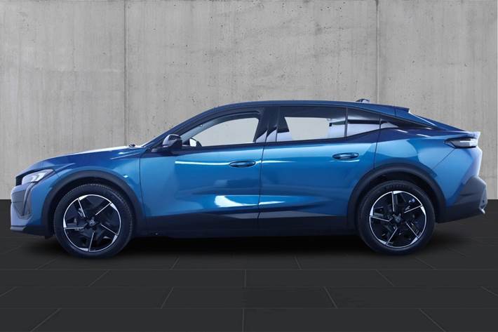 Blå Peugeot e-408 fra 2026