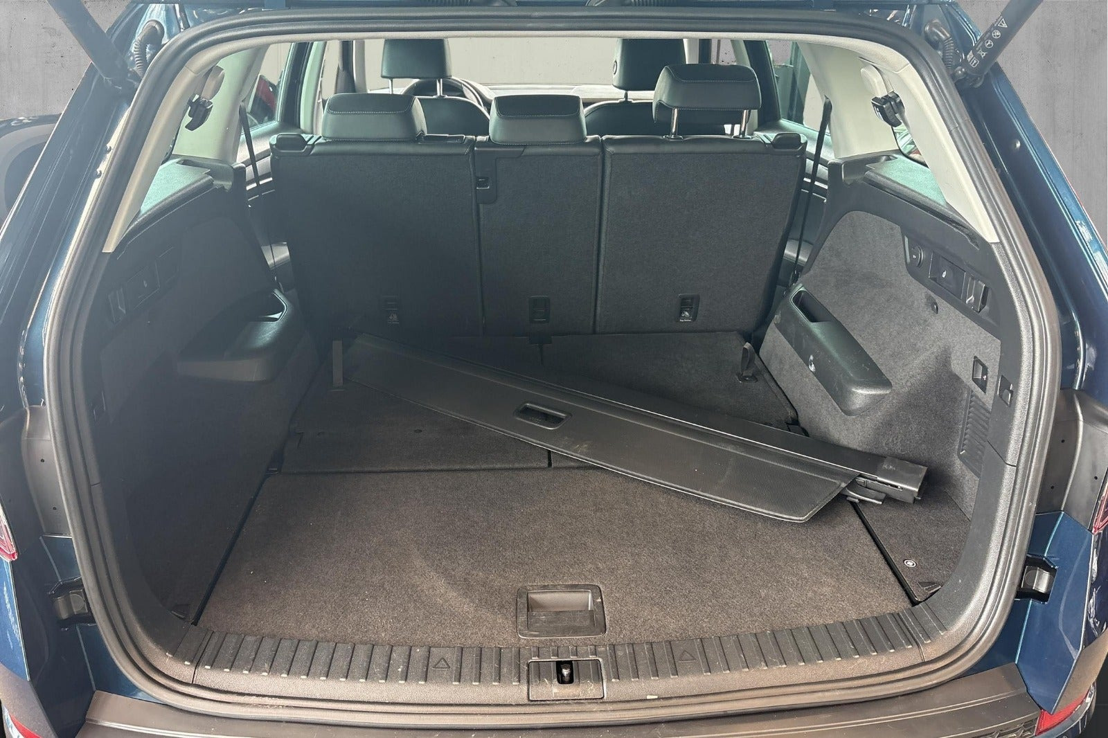 Blå Skoda Kodiaq fra 2023