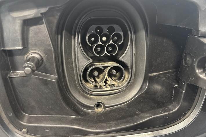 Grå Skoda Enyaq fra 2024