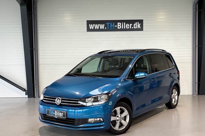 undefined VW Touran fra 2016 set udefra