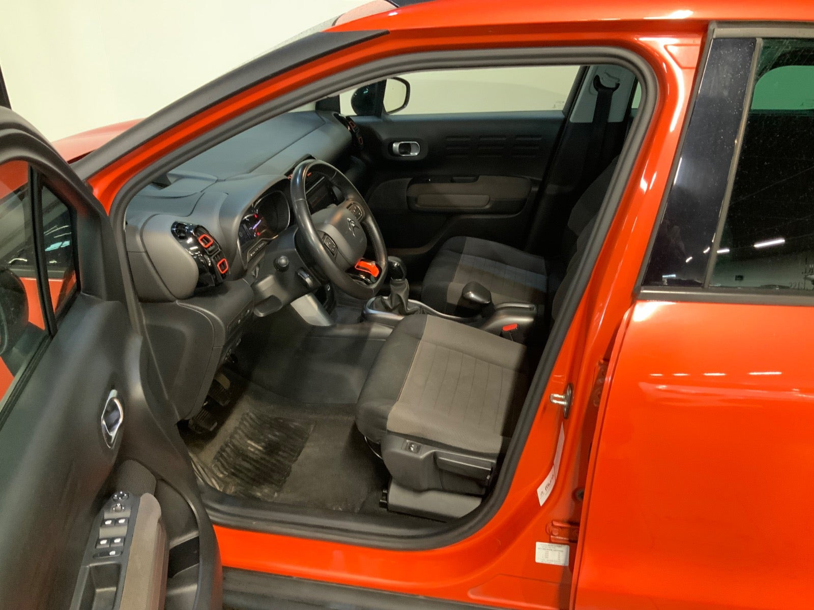 Orange Citroën C3 Aircross fra 2017