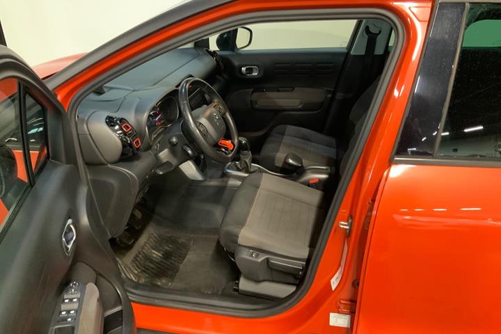 Orange Citroën C3 Aircross fra 2017