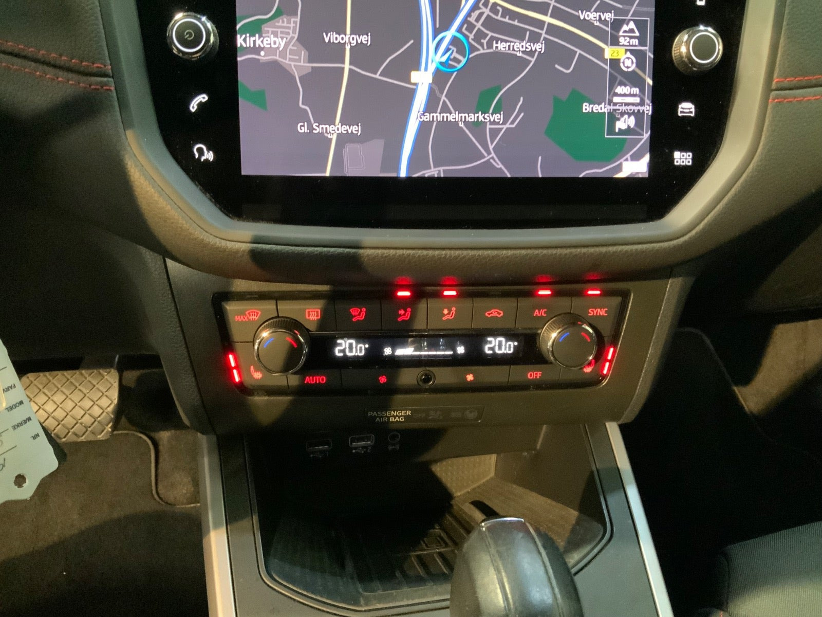 Rød Seat Arona fra 2019