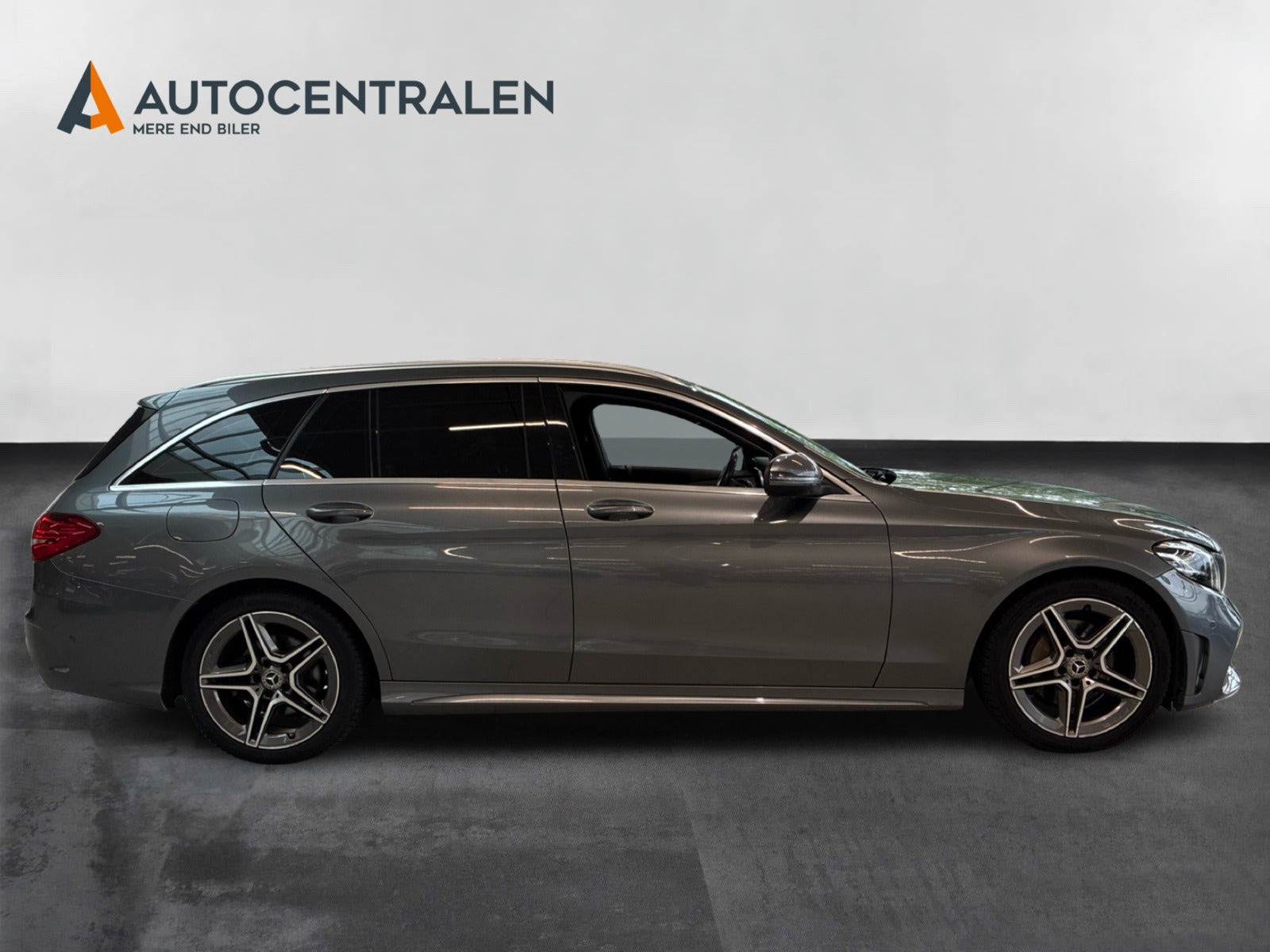 Grå Mercedes C220 d fra 2019