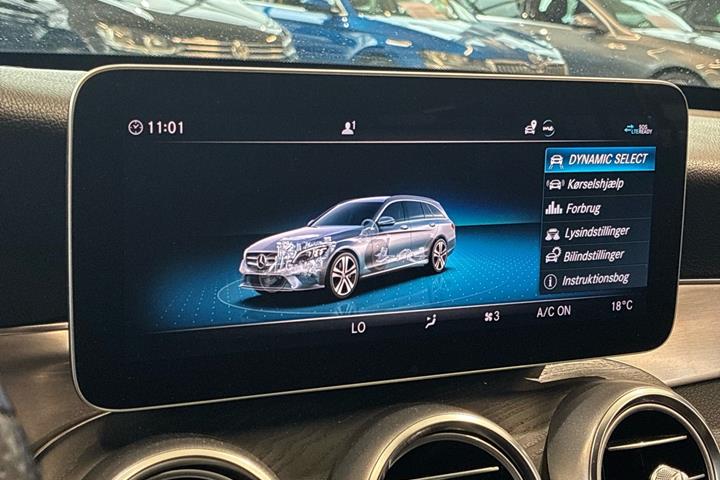 Grå Mercedes C220 d fra 2019