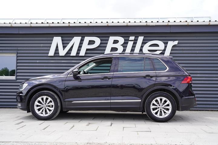 Sort VW Tiguan fra 2020