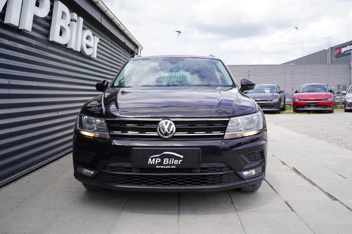 Sort VW Tiguan fra 2020
