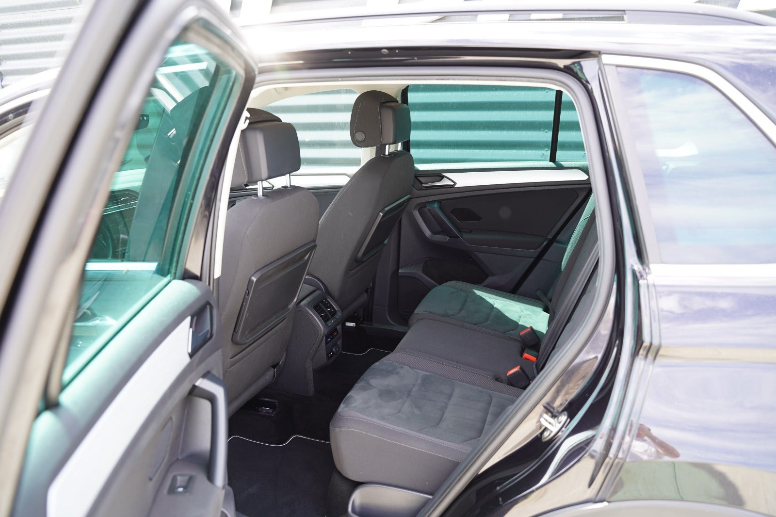 Sort VW Tiguan fra 2020