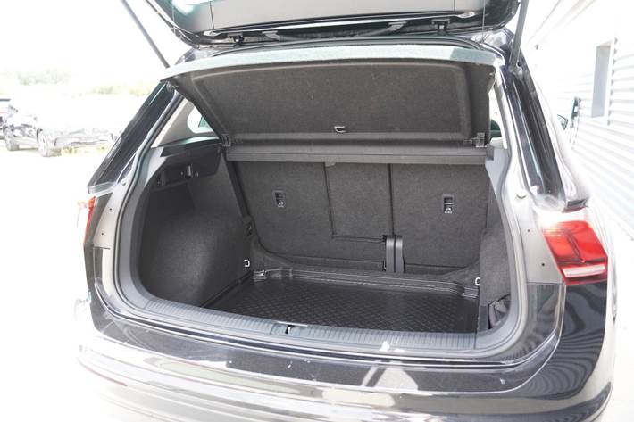 Sort VW Tiguan fra 2020