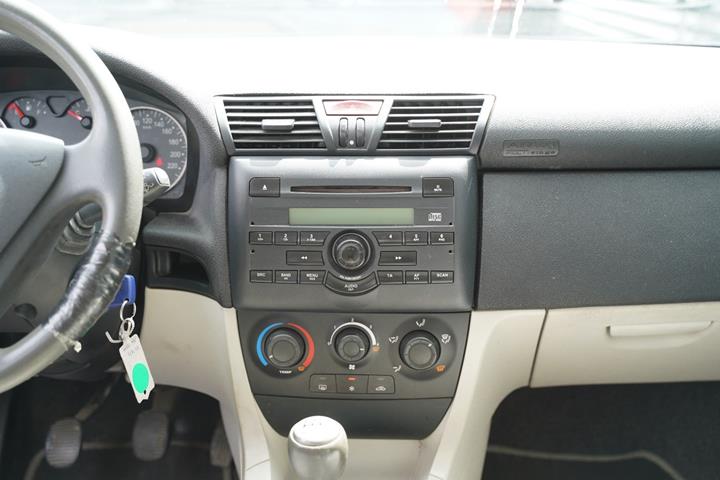Grå Fiat Stilo fra 2005