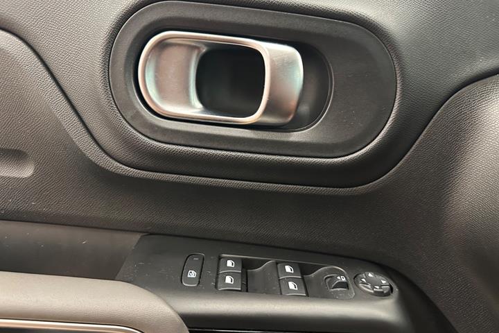 Sølv Citroën C5 Aircross fra 2020