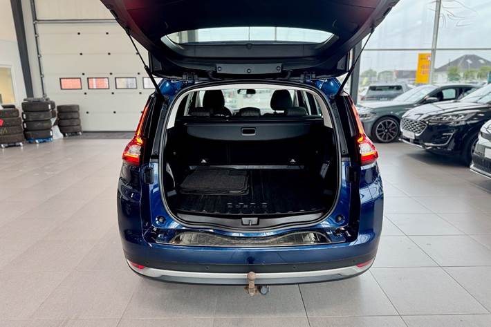 Blå Renault Grand Scenic IV fra 2018