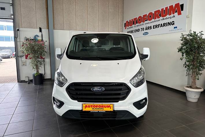 Hvid Ford Transit Custom 300 L2 fra 2019