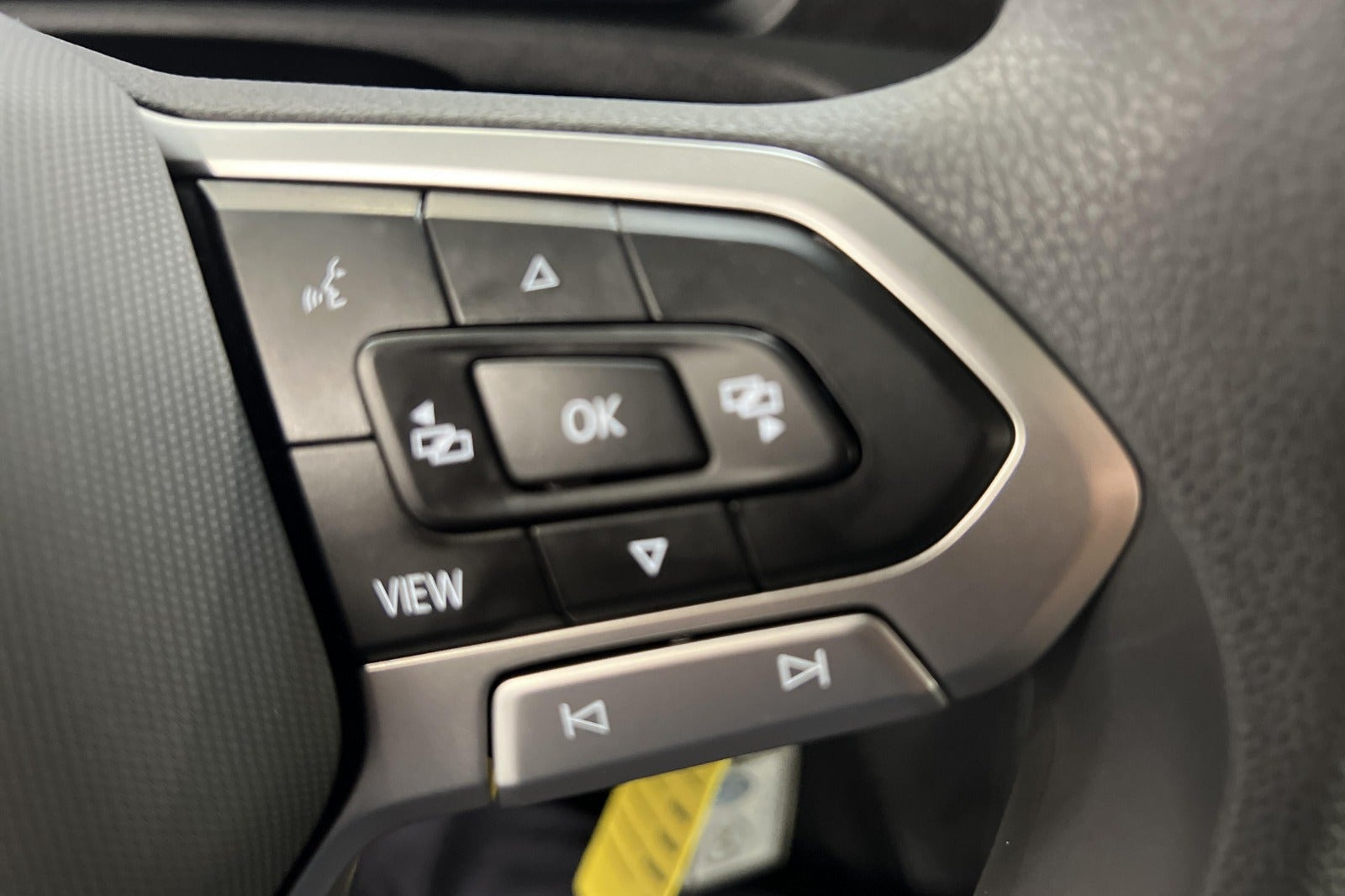Hvid VW Caddy fra 2026