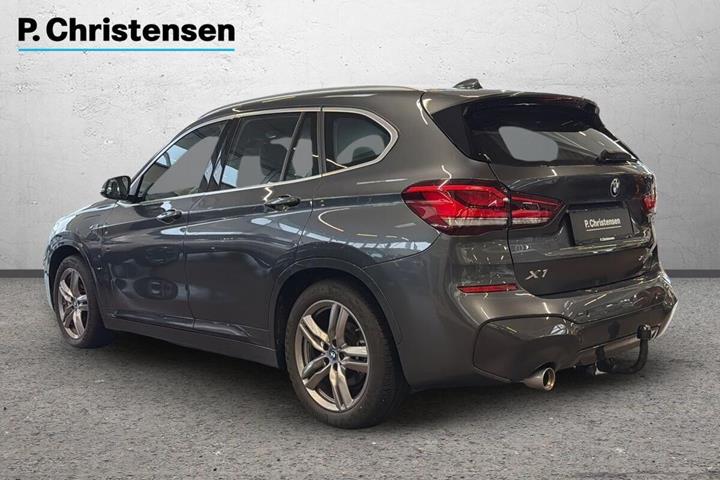 Grå BMW X1 fra 2021