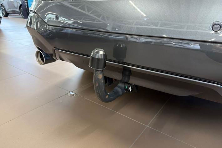 Grå BMW X1 fra 2021