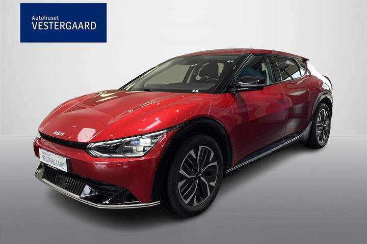 Rød Kia EV6 fra 2024 set udefra