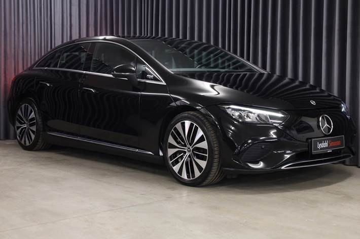 Sort Mercedes EQE350+ fra 2023