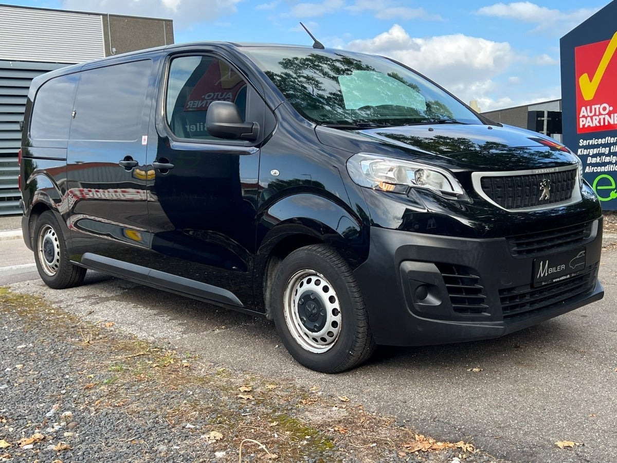 Sort Peugeot Expert fra 2020