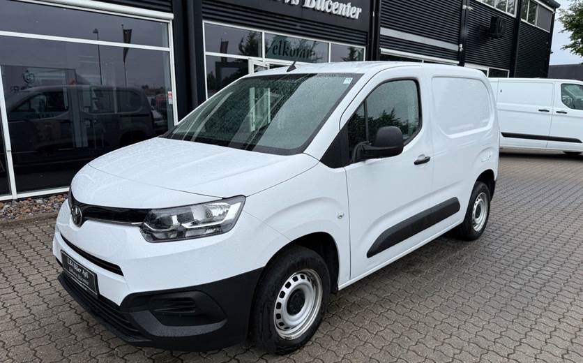 Toyota ProAce City 1,5 D 102 Medium Comfort