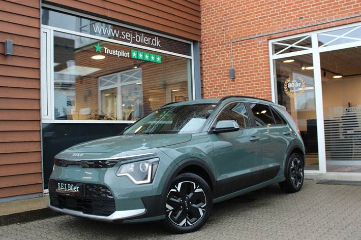 Grøn Kia Niro fra 2023