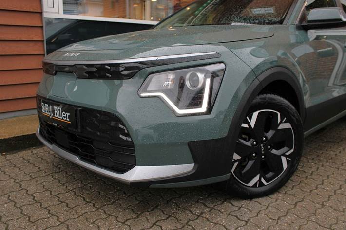 Grøn Kia Niro fra 2023