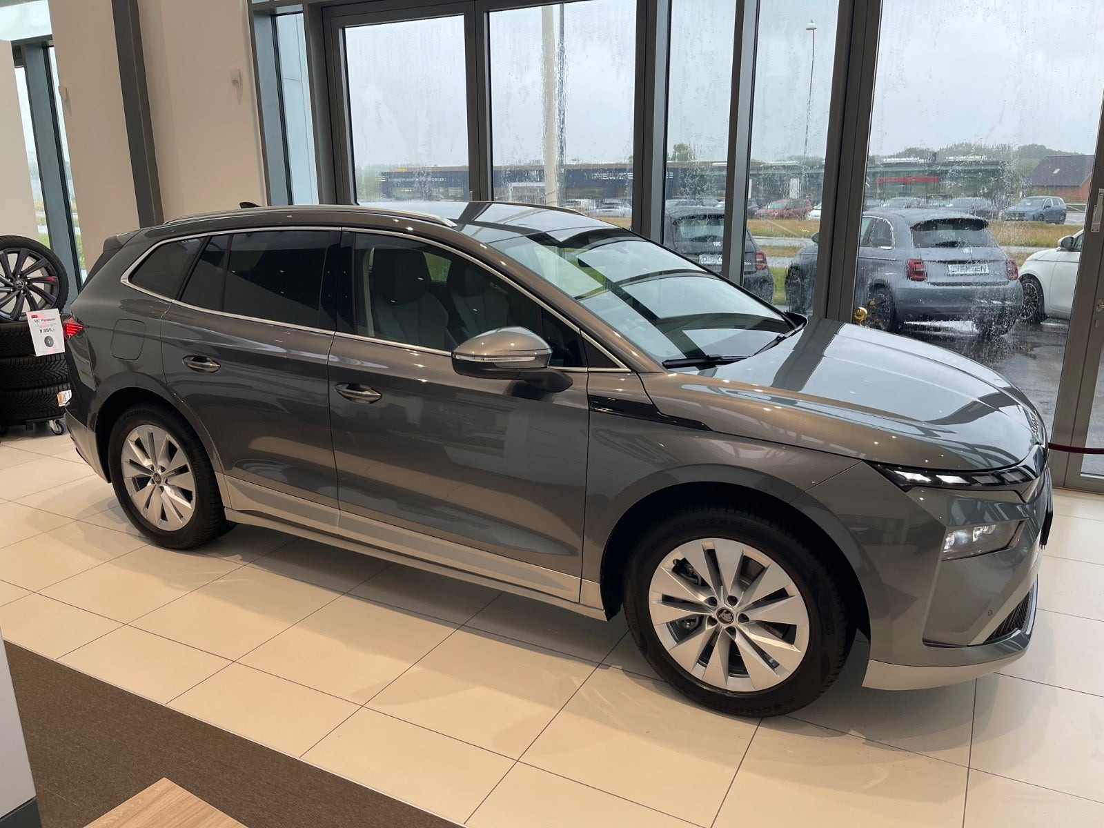 Grå Skoda Enyaq fra 2027
