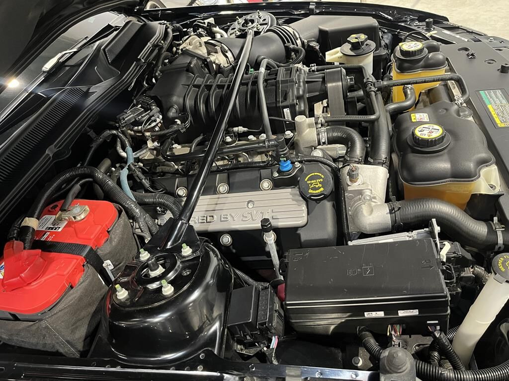 Sort Ford Mustang fra 2007
