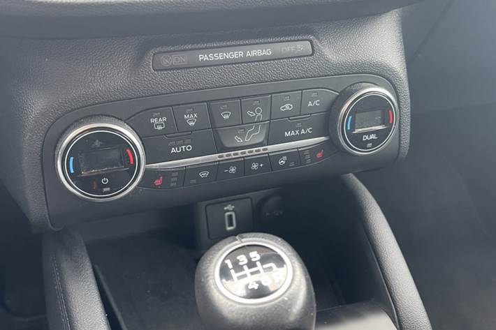 Blå Ford Focus fra 2021