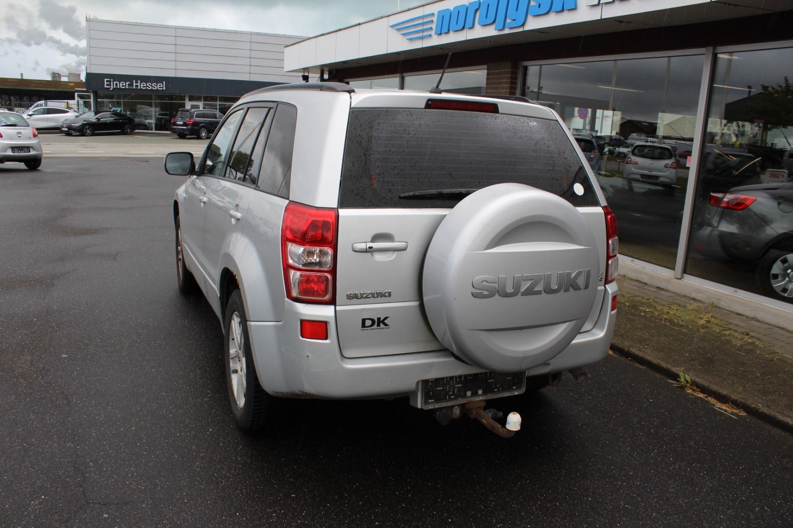 Sølv Suzuki Grand Vitara fra 2008