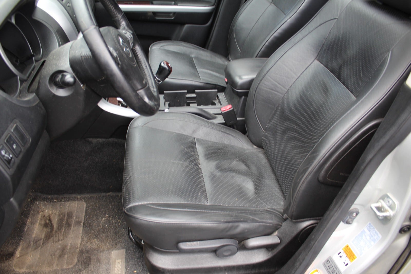 Sølv Suzuki Grand Vitara fra 2008