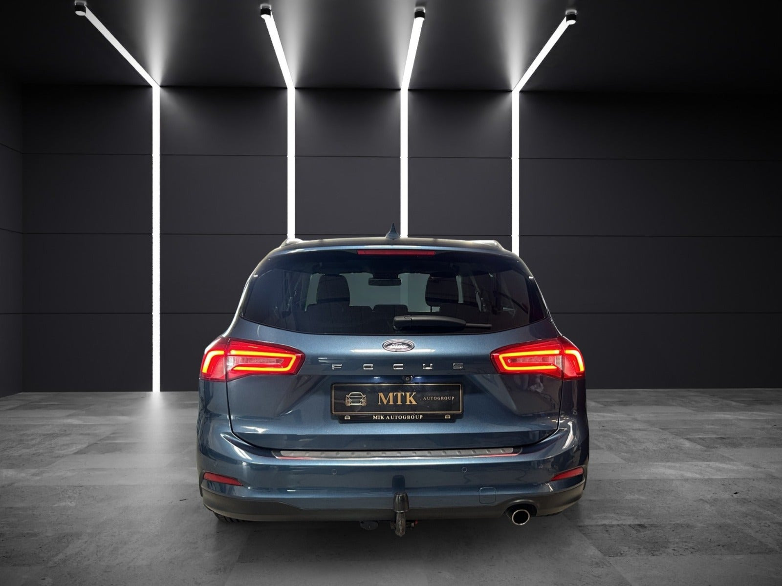 Blå Ford Focus fra 2019