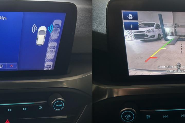 Blå Ford Focus fra 2019