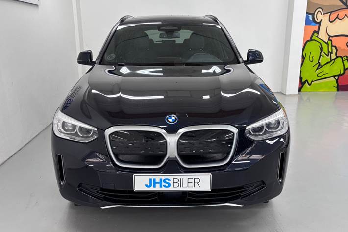 Sort BMW iX3 fra 2021