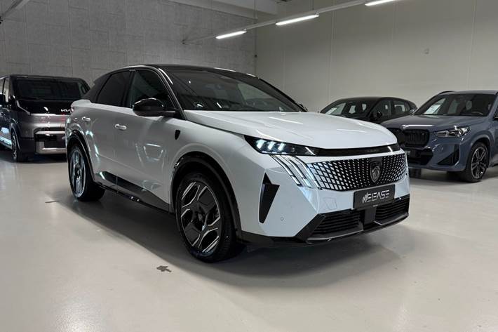 Hvid Peugeot e-3008 fra 2025