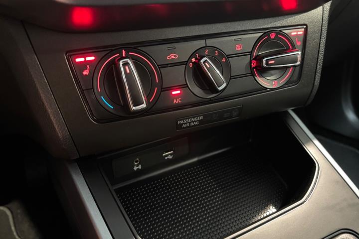 undefined Seat Arona fra 2020
