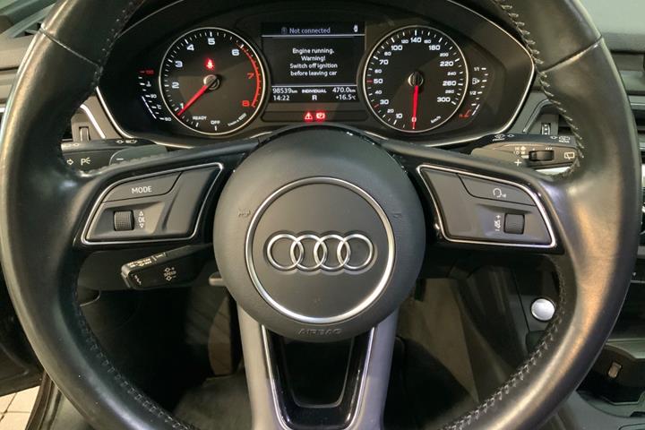 Brun Audi A4 fra 2017