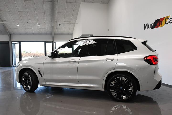 undefined BMW iX3 fra 2025