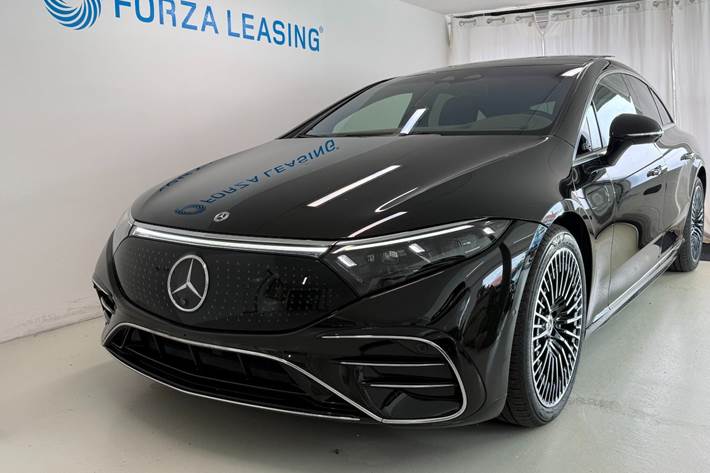 Sort Mercedes EQS580 fra 2023