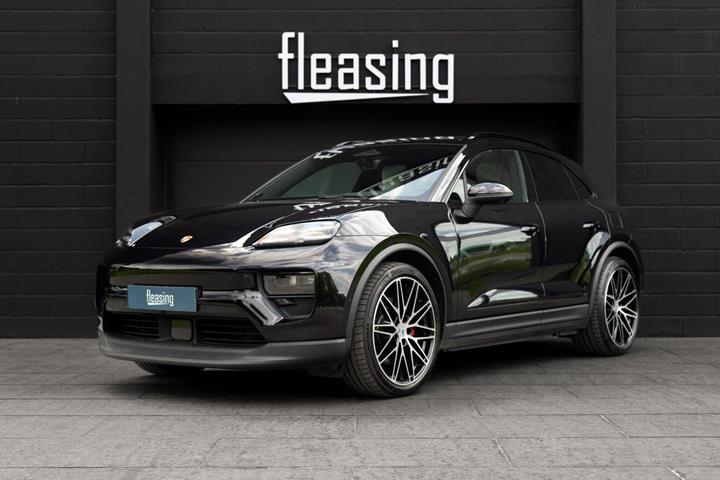 Sort Porsche Macan 4S fra 2025