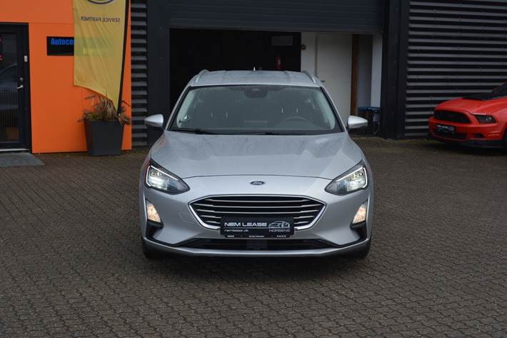 Sølv Ford Focus fra 2020