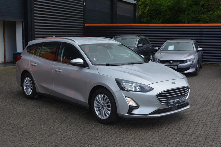 Sølv Ford Focus fra 2020