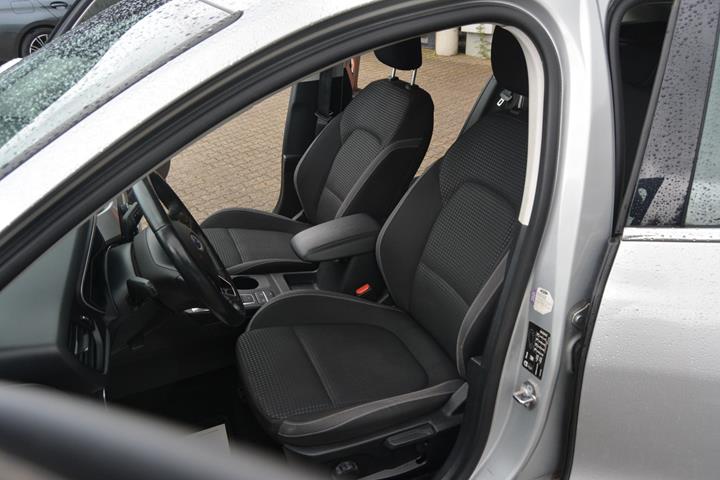 Sølv Ford Focus fra 2020