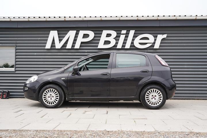 Sort Fiat Punto fra 2012