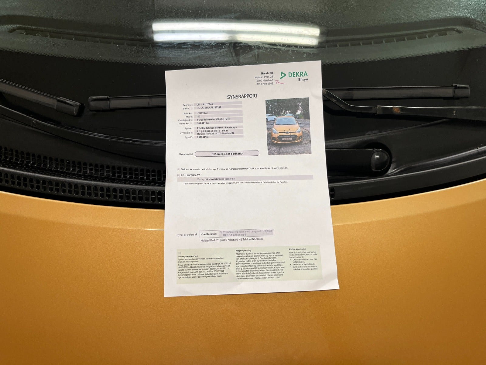 Gul Hyundai i10 fra 2015