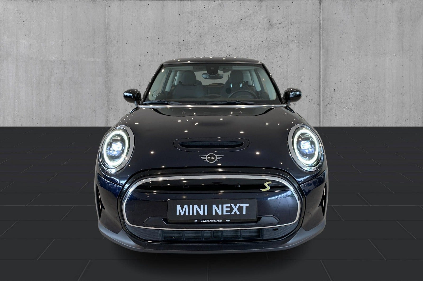 Sort Mini Cooper SE fra 2023