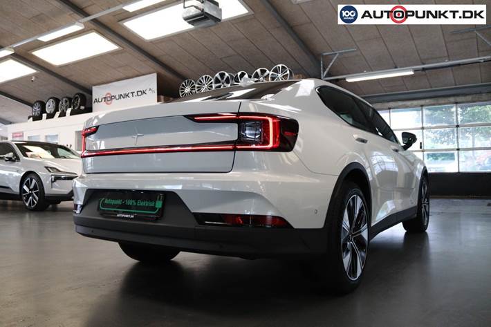 Hvid Polestar 2 fra 2024