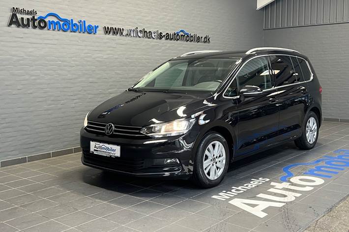 Sort VW Touran fra 2023