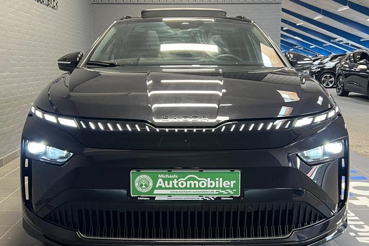 Sort Skoda Enyaq fra 2026