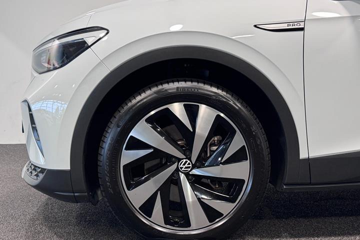 Hvid VW ID.4 fra 2023